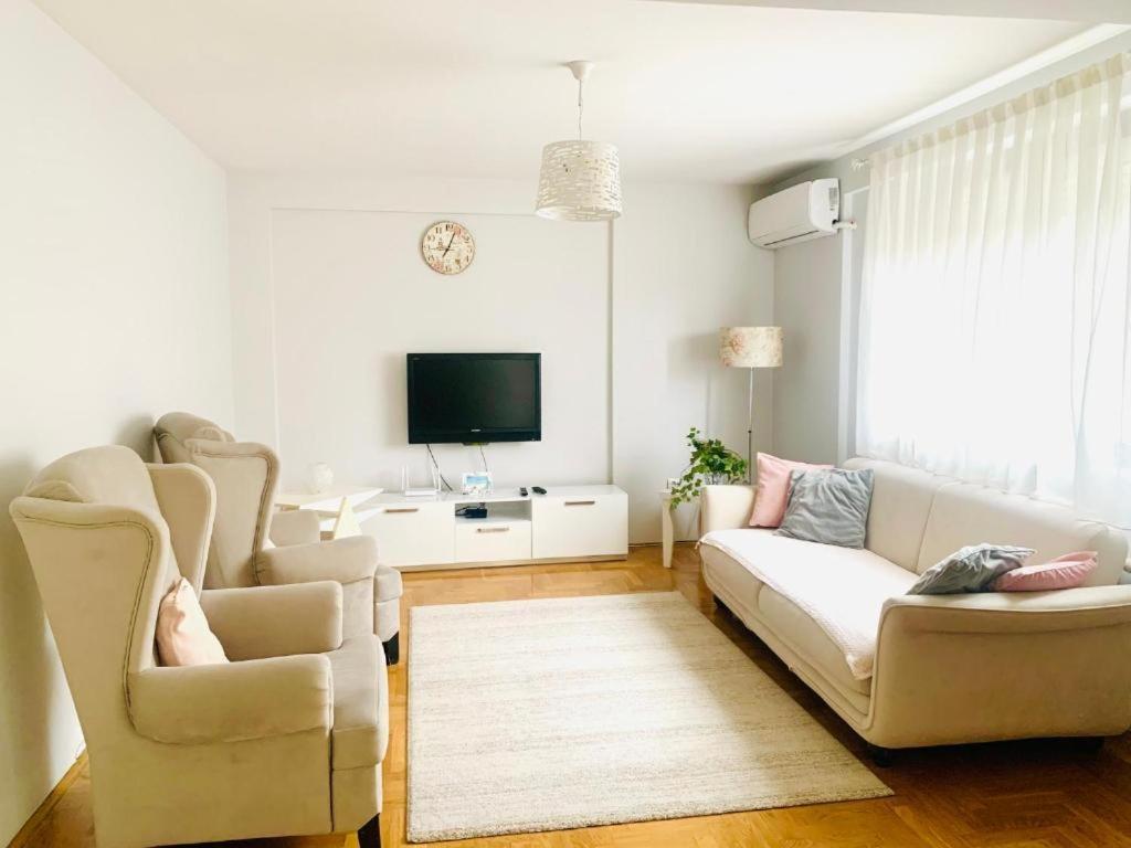 Cozy City Center Apartment Prizren Extérieur photo
